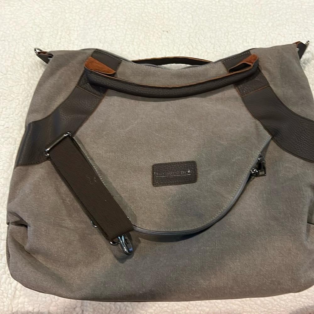 Shoulder bag